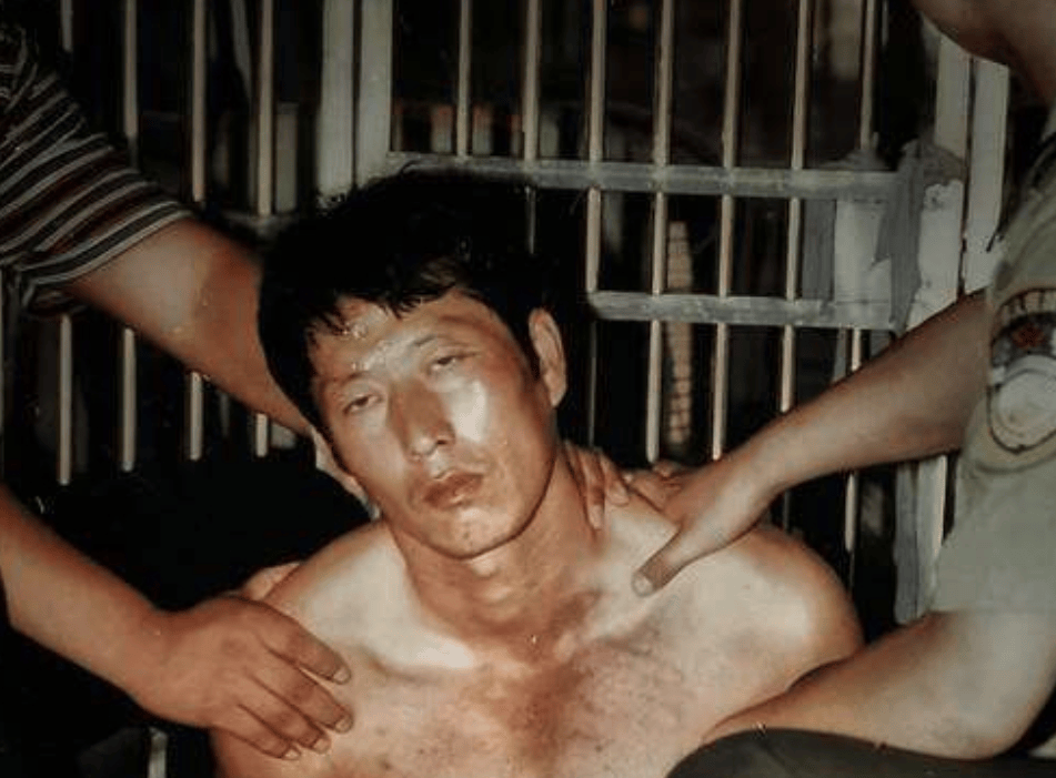 1997年白宝山被判死刑后,情人谢宗芬入狱12年,48岁出狱再赴新疆