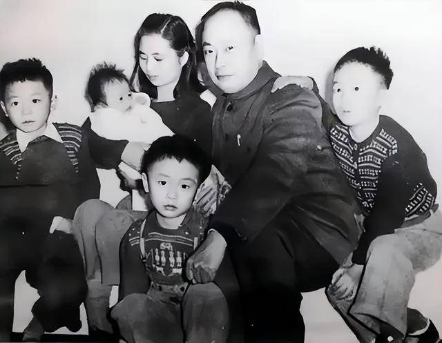 陈老总后人今何在?长子曾是北京副市长,次子是少将,三子入商界