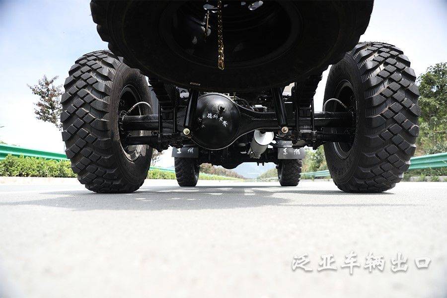 4x4长头越野专用车四驱东风240尖头底盘