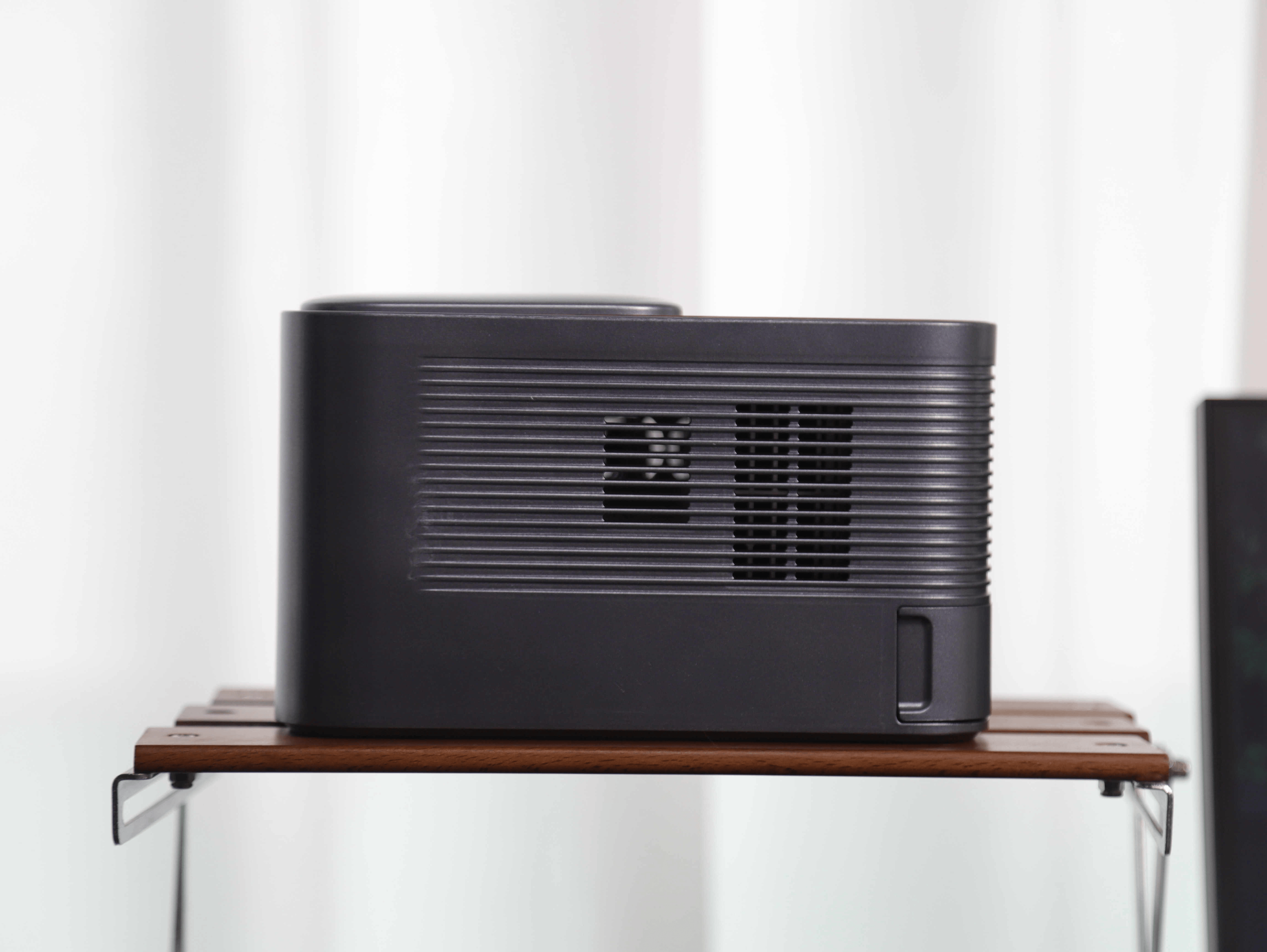 浦尔乐智能烟灰缸：科技赋能，重塑室内空气新标准