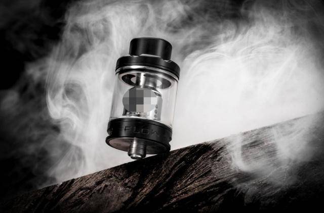 电子烟要配有烟油,而研究人员对烟油进行研究发现,烟油中的气溶胶可以