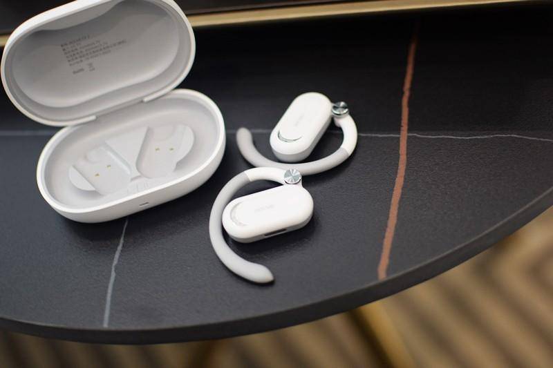 想要一款音质出色的开放式耳机？来试试虹觅HOLME Fit2吧