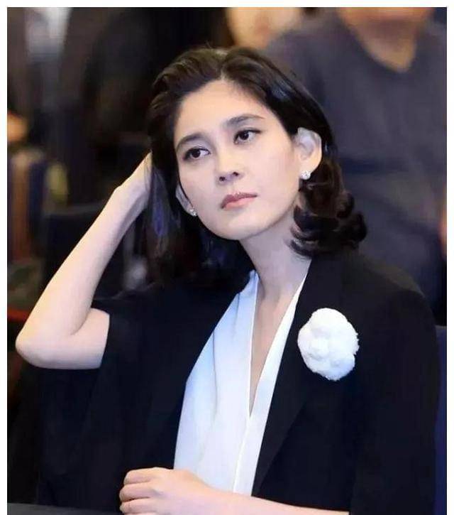 李富真是韩国三星已故会长李健熙的长女