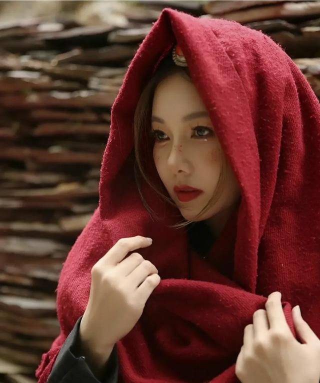 泰国第一美女月亮姐姐noon的真名大揭秘!