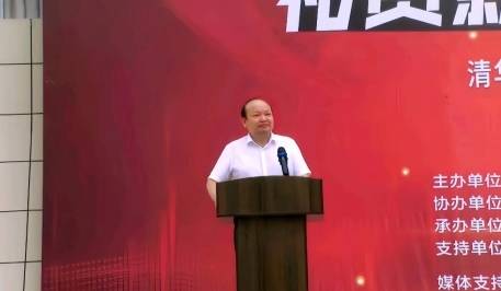 崇义县过埠中学校长黄勇发言留守儿童代表,崇义县过埠中学冯如楠发言