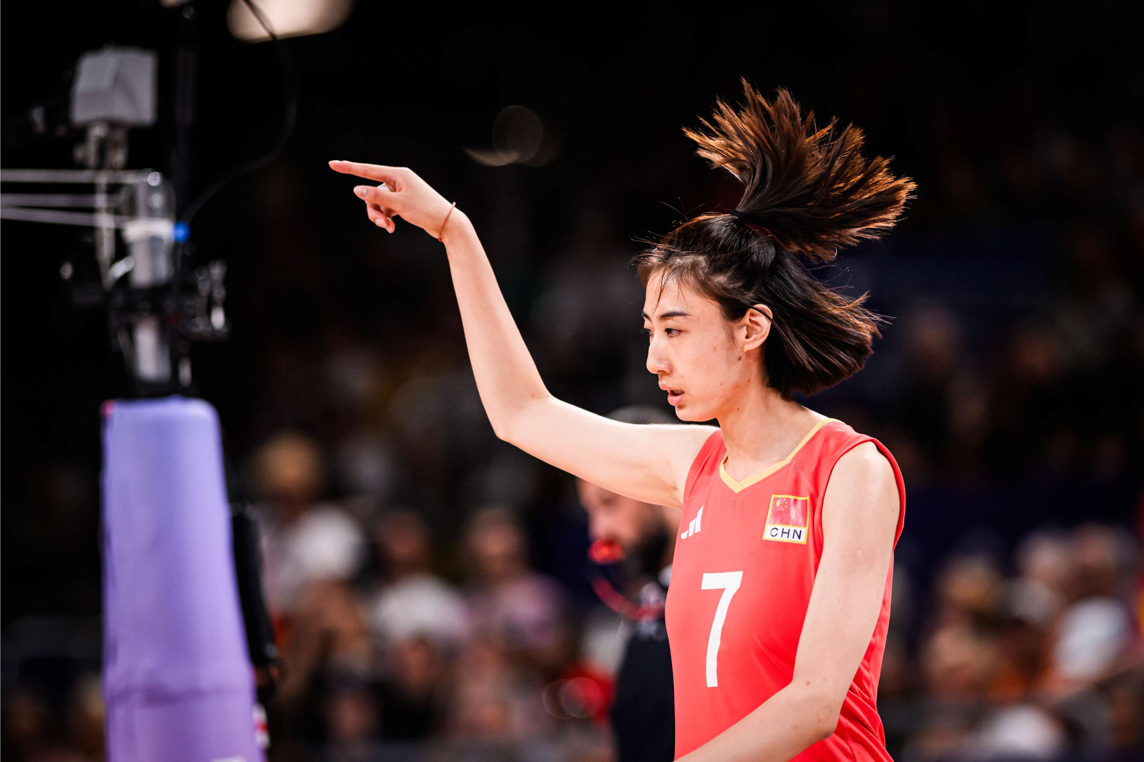 王媛媛就像曾经的中国女排副攻颜妮,是一位拦网神器.