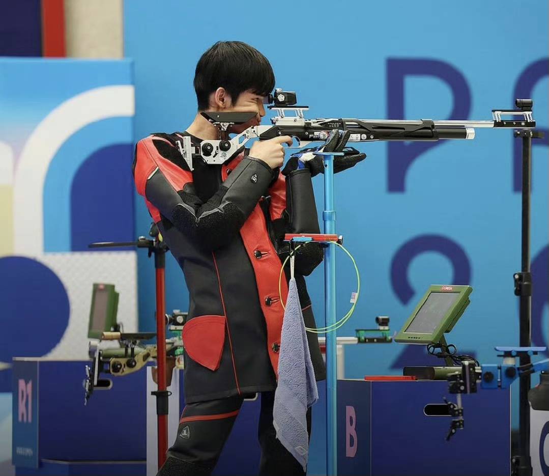 盛李豪父亲发短视频庆祝盛李豪夺得两枚金牌这次红烧肉一定管够