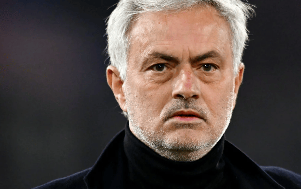 争抢30岁自由身世界杯冠军中场球员_罗德里格斯_圭多_皇家贝蒂斯