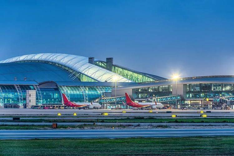 t2航站楼哪个停车场方便,白云机场停车省钱技巧_旅客_智能_广州白云