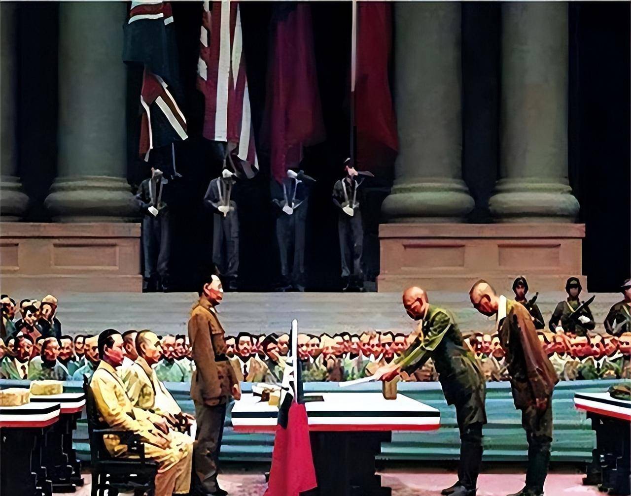 1945 年日本投降的背后:原子弹,苏联公告与关东军的关联_美国_东亚_全