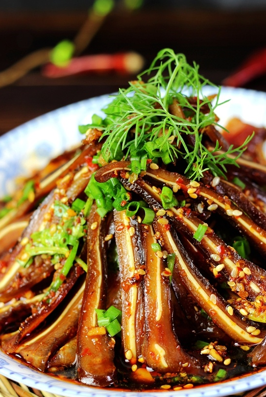 儿时过年款待贵宾的菜,成本才十几块钱,可惜农村才有!