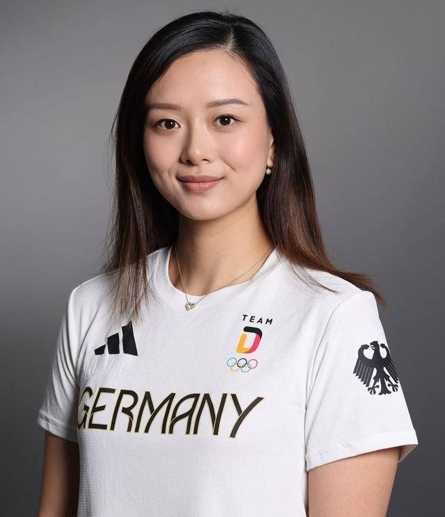 又一位华裔乒乓球女将强势登场!