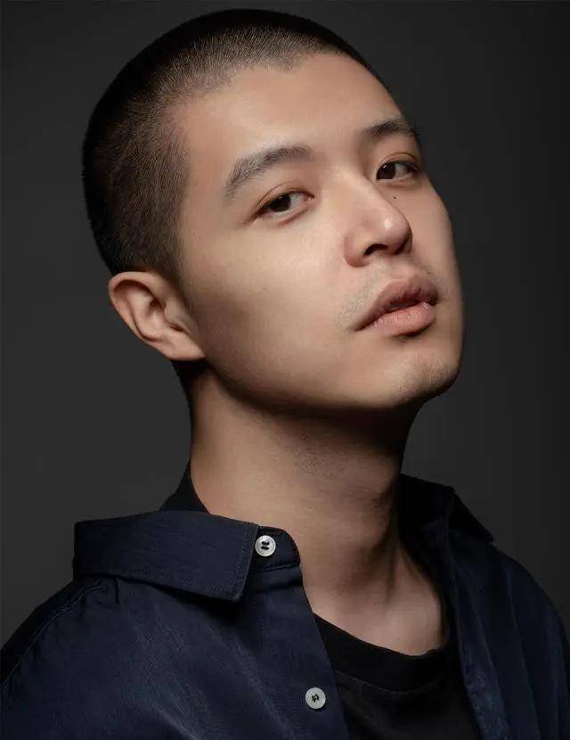 李纯节目中公开与演唱南山南的歌手马頔恋情,引发娱乐圈热议狂潮