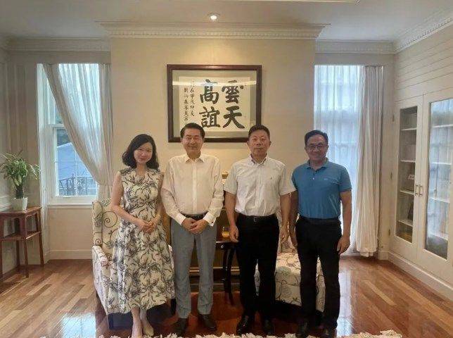 中国驻美使馆副馆长井泉公使,彭斗意公参会见ccg理事长及秘书长