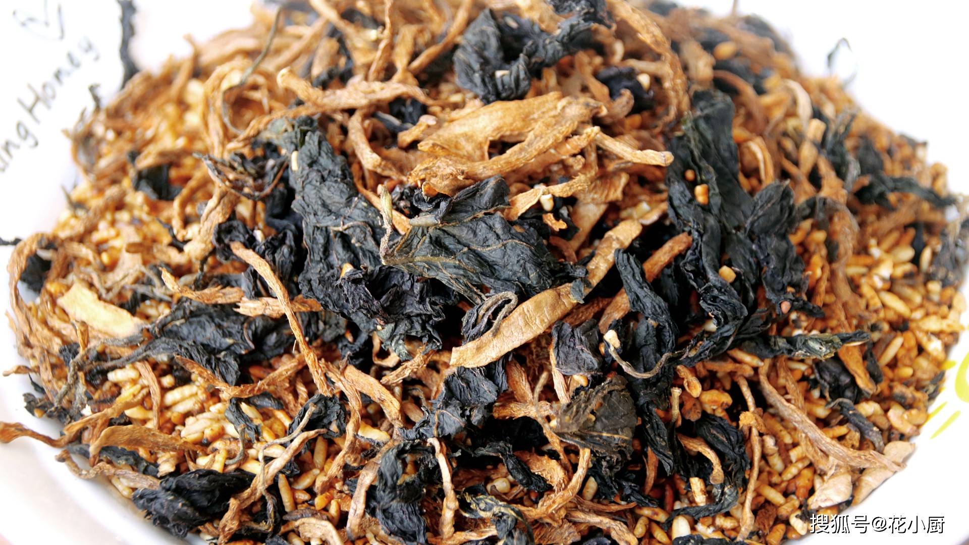 生姜和它一起炒,每天当茶喝,祛寒湿,健脾胃,让寒气无处可藏!