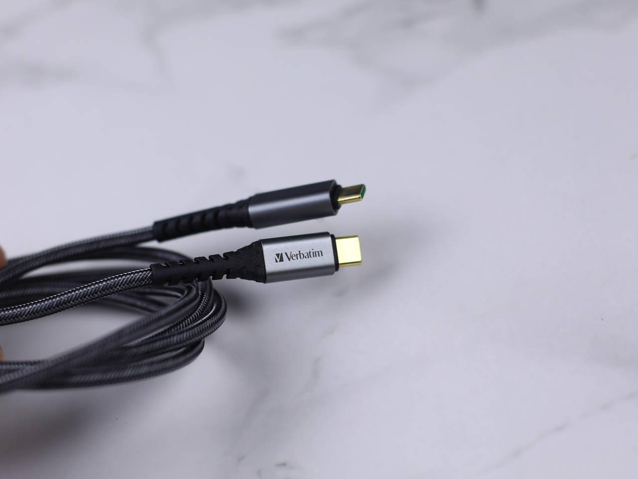 告别充电焦虑，迎接数显快充新时代！威宝100W数显快充线体验