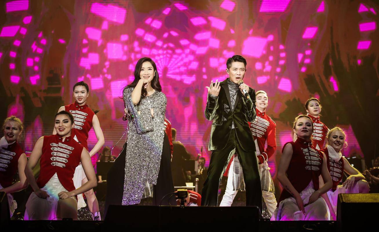 "凤凰传奇"搭档二十余年为何没在一起?玲花说的一句话道明原因