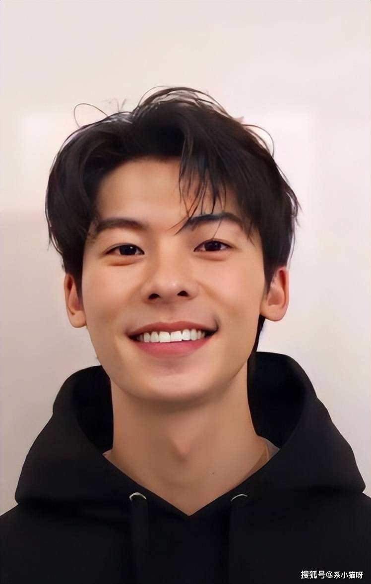 许光汉入伍服役!明年重磅回归,新作引期待!