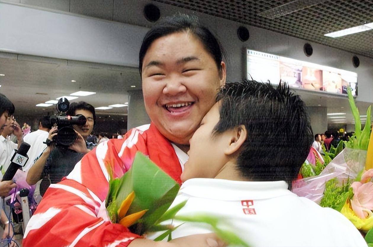 唐功红:20年前冒死一举为国拿金牌,下场后直接被送去抢救,现状如何?