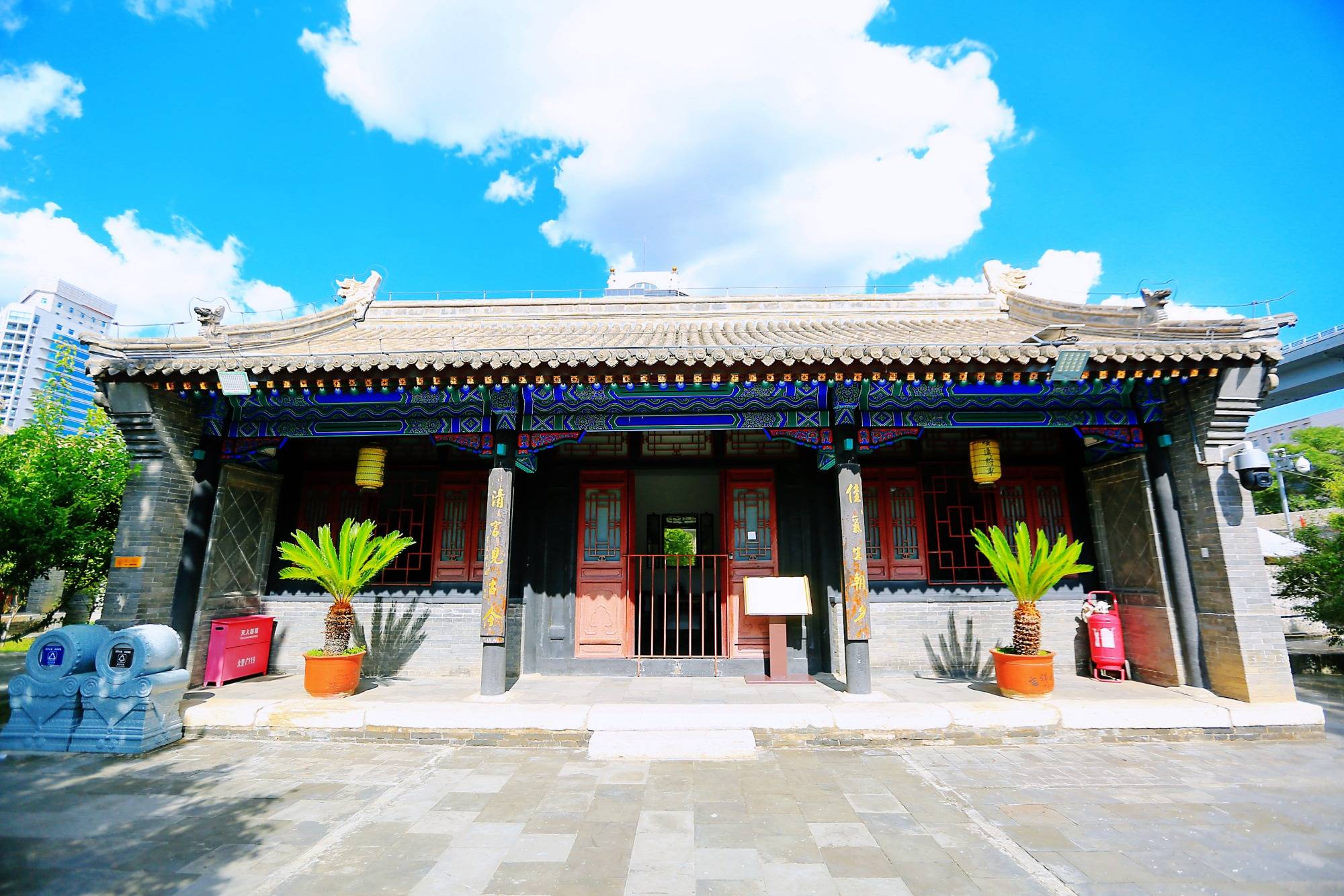 呼和浩特绥远城将军衙署,被誉为"漠南第一府",充满了历史印记