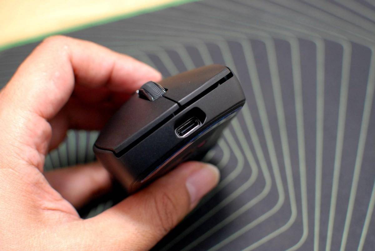 雷柏VT1PRO MAX鼠标与P5触点充底座:性能与无线科技的新体验