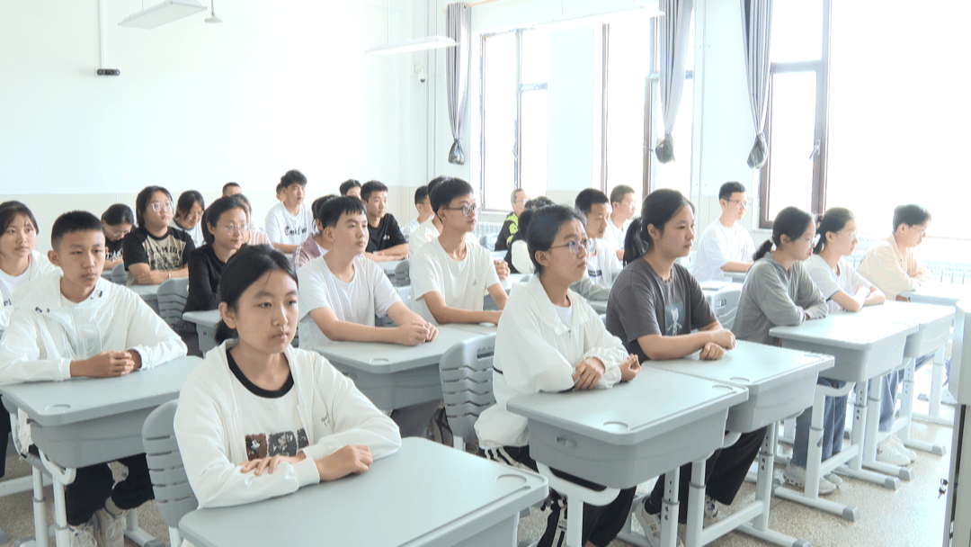 左权中学新校区全面投用