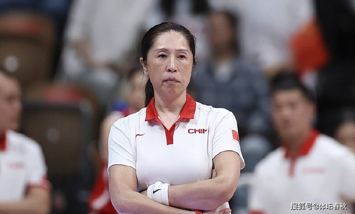 曝郑薇将离任中国女篮!离队后去向3选1,女篮队长或邀请加盟球队