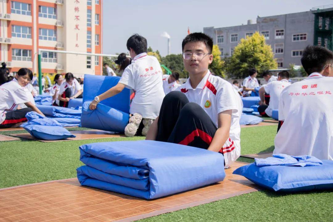 叠军被照片学校图片