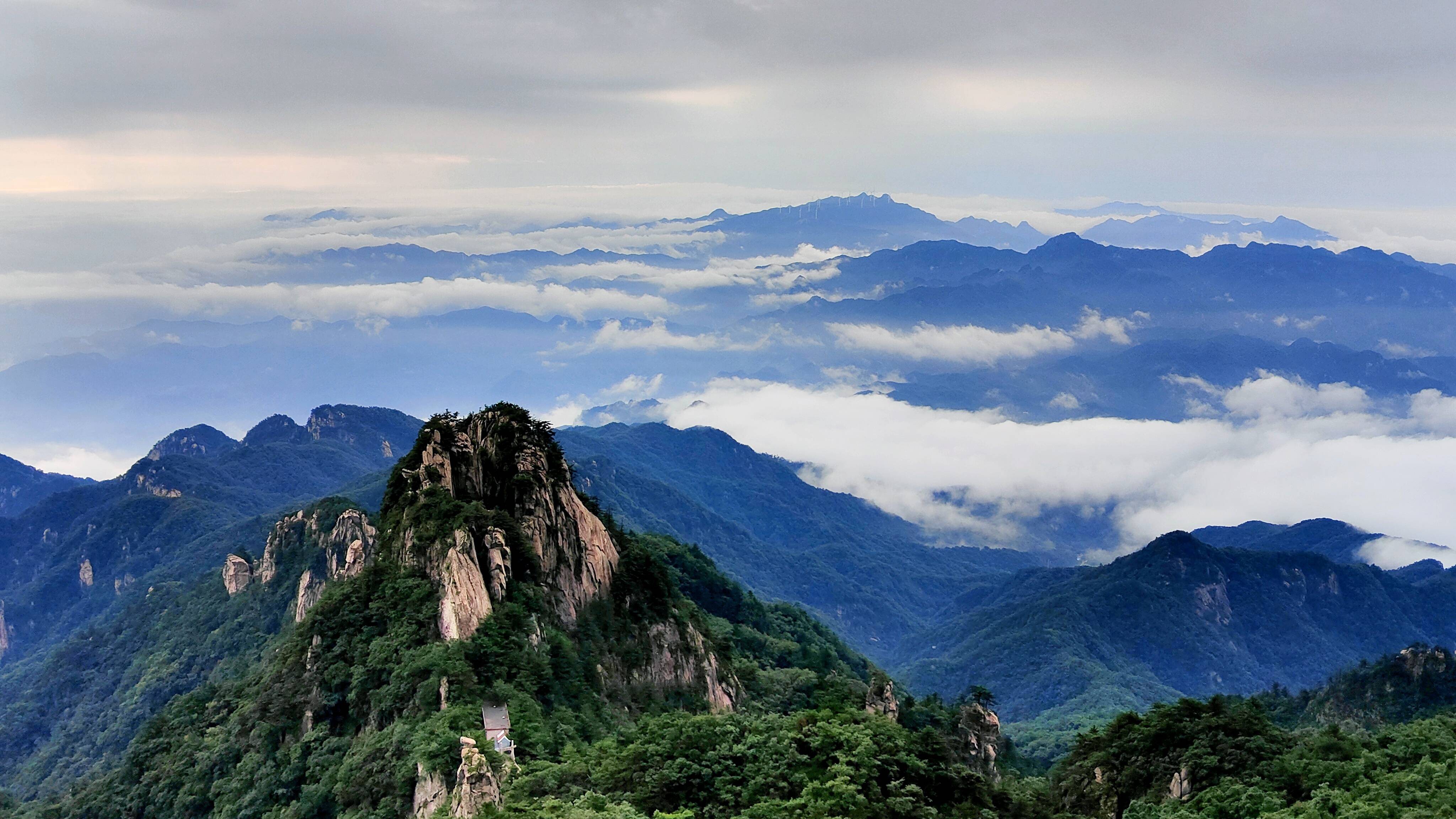 自驾车路线 自驾游客朋友在导航中输入平顶山尧山风景区即可 郑