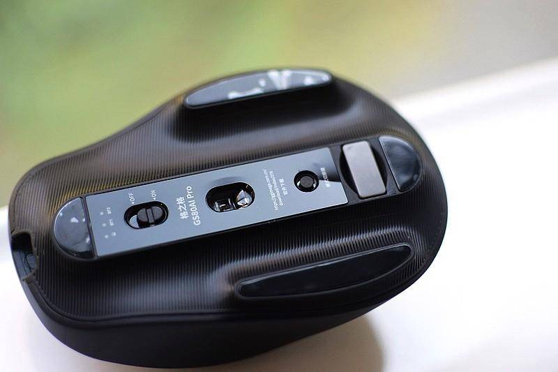 格之格AI智能鼠标GS80Pro,多场景多职业,智能写作问答都不是事