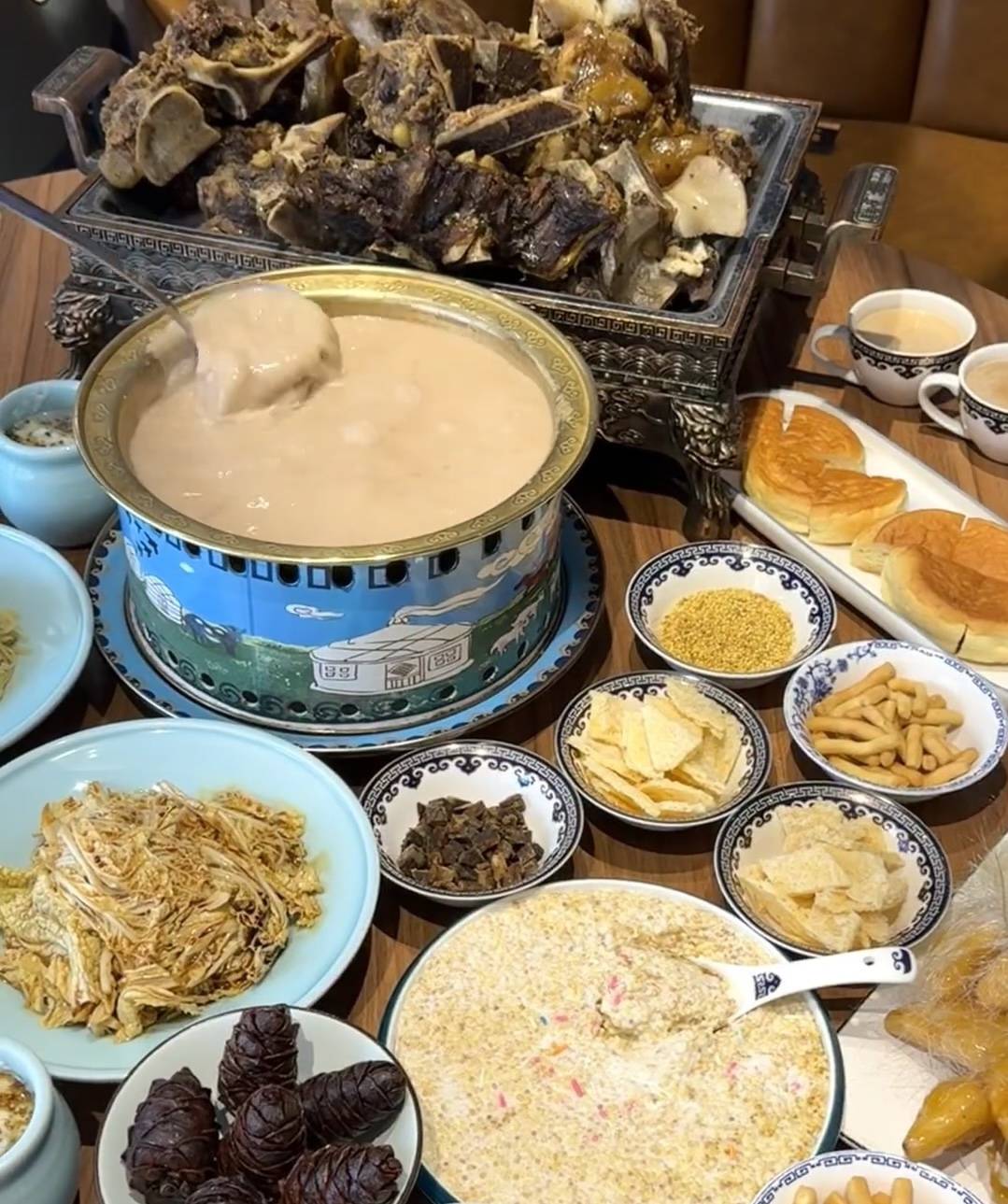 内蒙古草原的味道:探寻地道的蒙古族美食