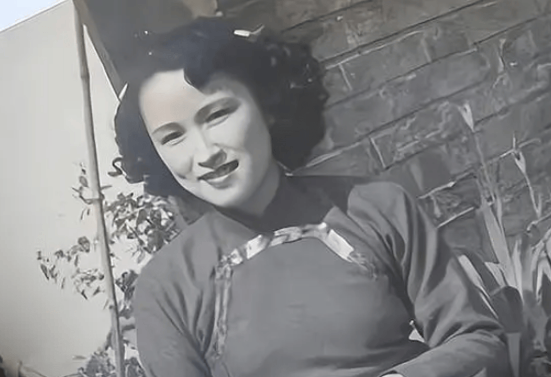 之子,二嫁孔氏家族长子,无儿无女却晚景极佳