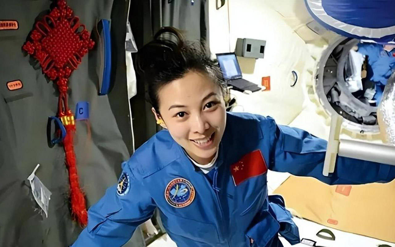 神舟19号即将出征,中国空间站第5次太空会师!会有女宇航员吗?_任务_发射_机会