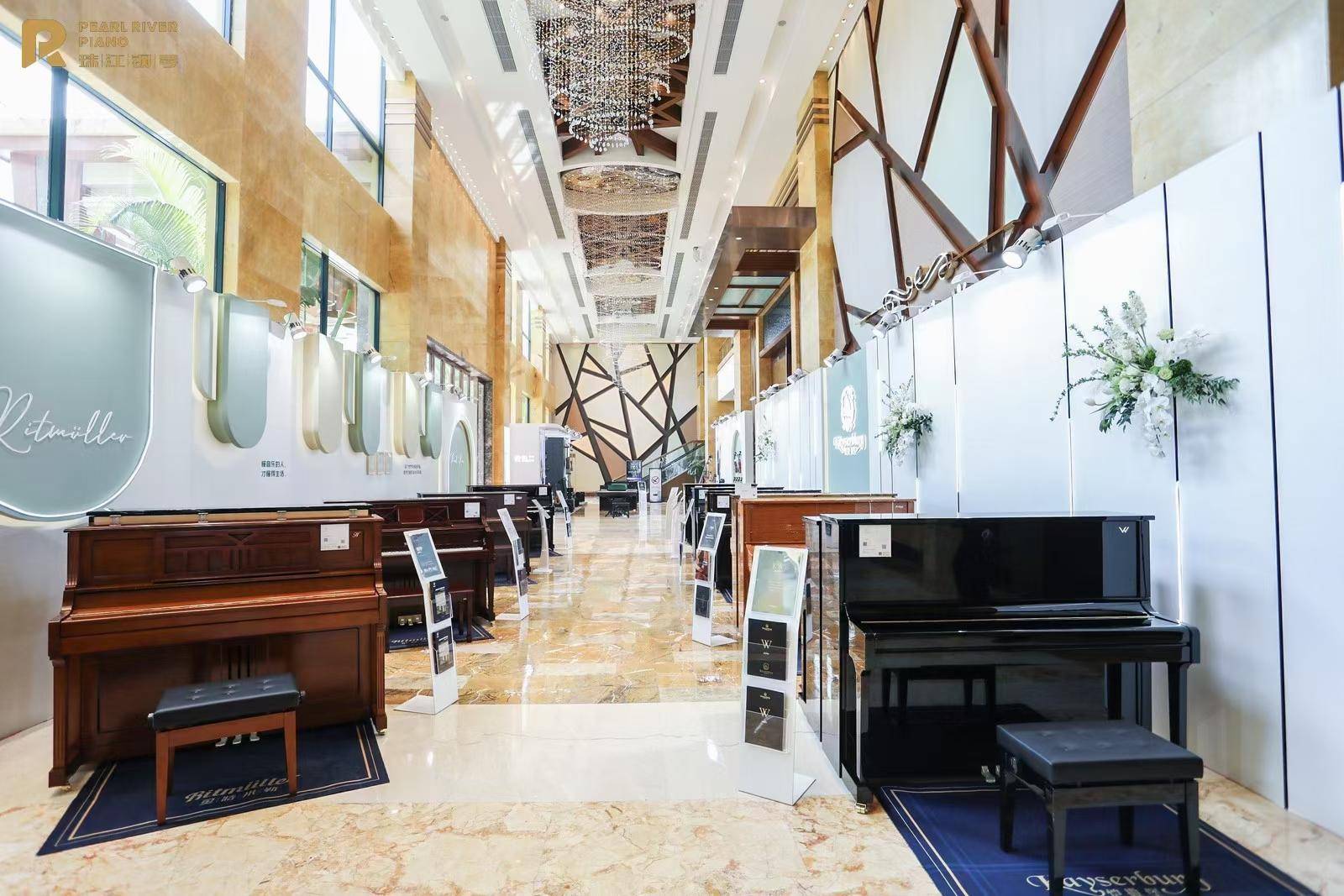 呼市买钢琴必去顶级琴行,轻松选琴!