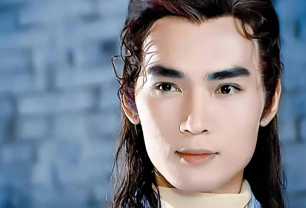 年轻时英俊潇洒,老了却丑得各有千秋