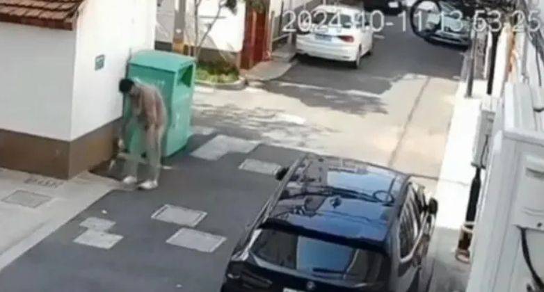 男子佯装撸猫将其摔打致死，现场画面曝光-砸死猫有报应吗