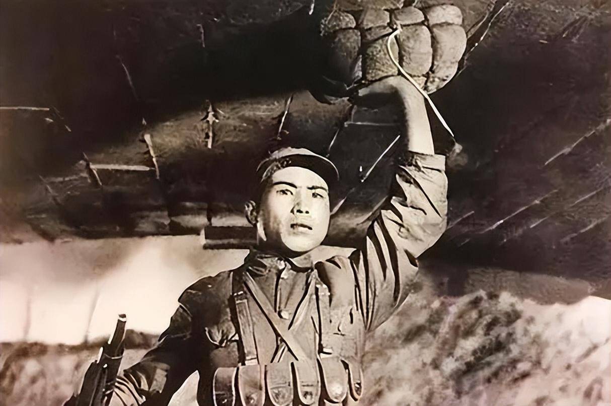 孤胆英雄董存瑞,如何用19岁生命书写不朽传奇