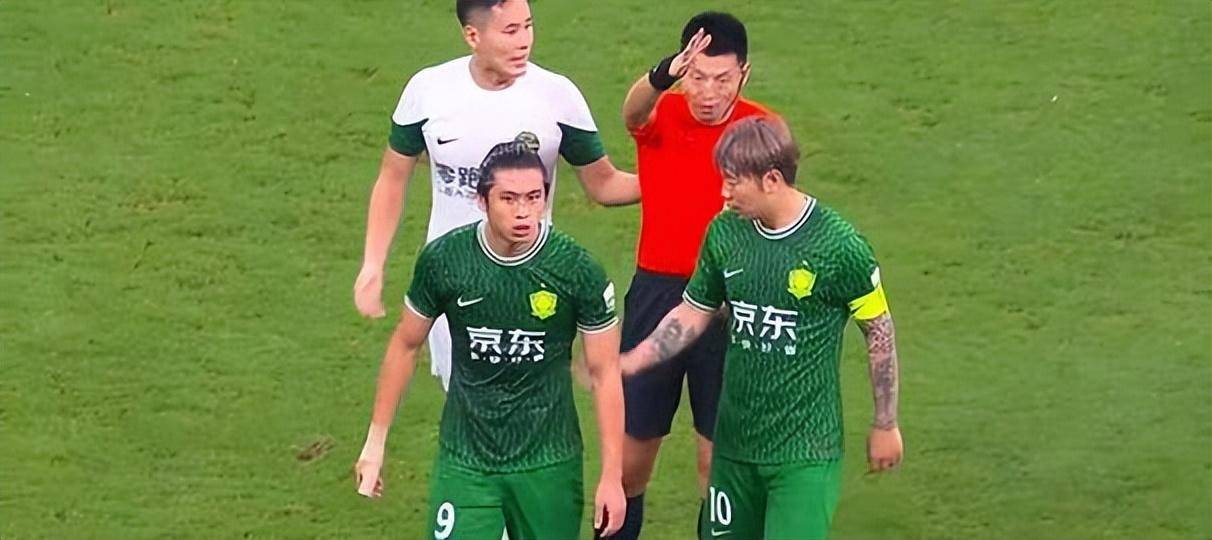 苏亚雷斯能帮助北京国安在最后三场比赛全胜吗?圆球迷亚冠梦!