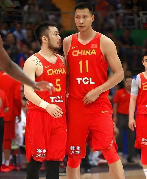 前男篮国手:易建联丑闻风波引发热议,但需等待官方证实_阿联_睢冉_处理