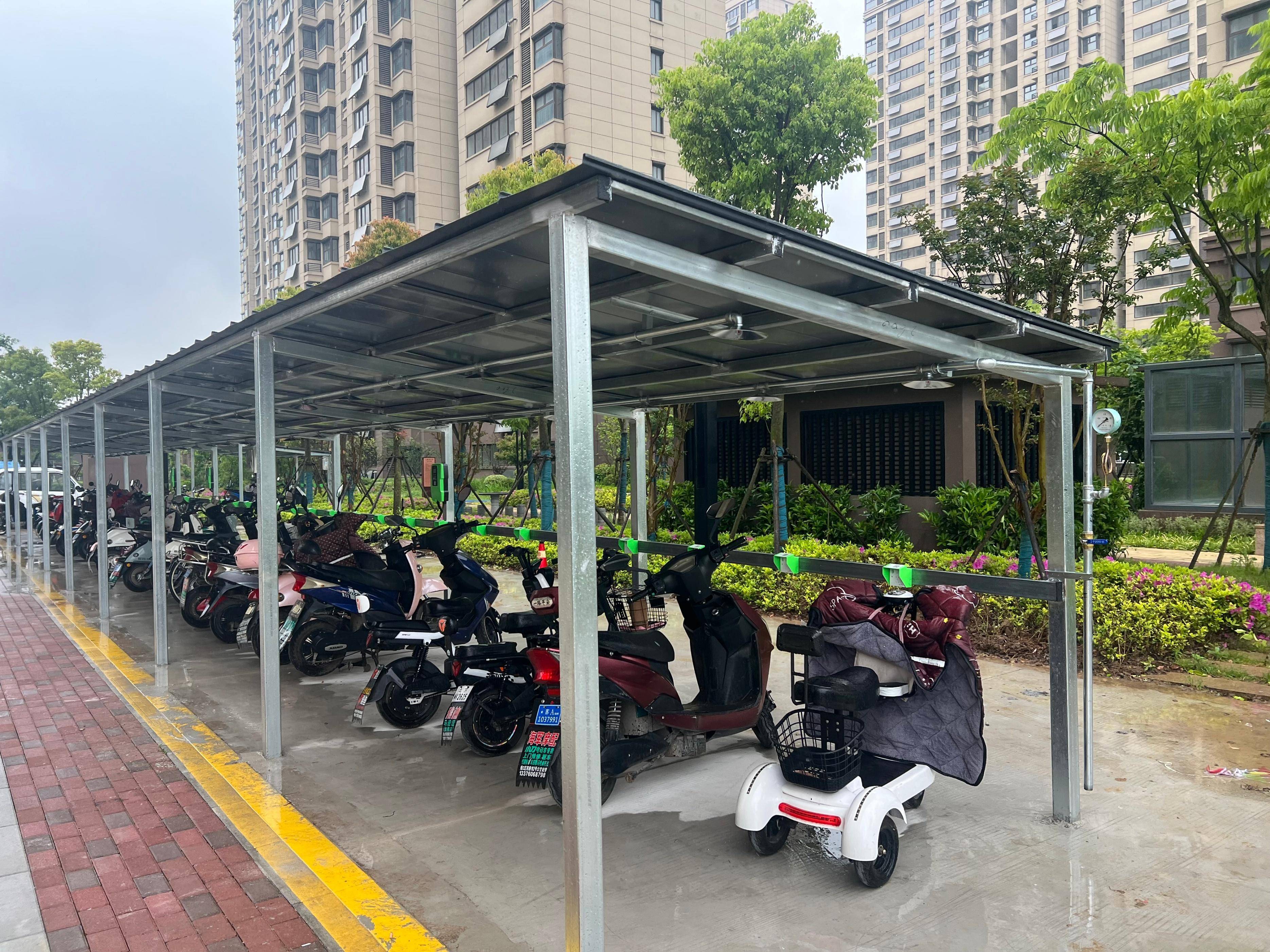 想象一下,一个小区里几十甚至上百辆电瓶车,如果没有足够的充电桩