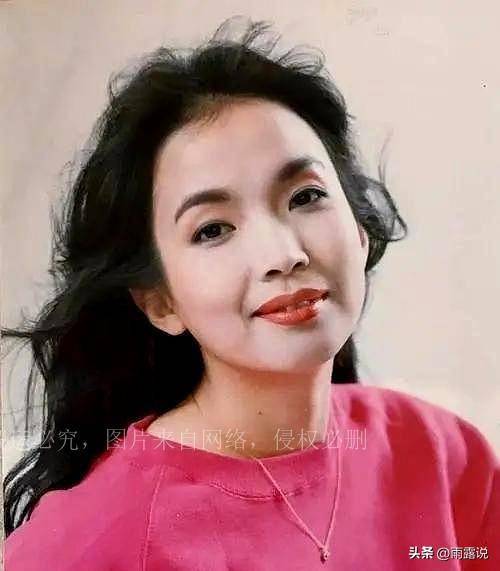 再婚嫁大12岁张丰毅,29年未生子女被张丰毅宠成宝,她有何魅力