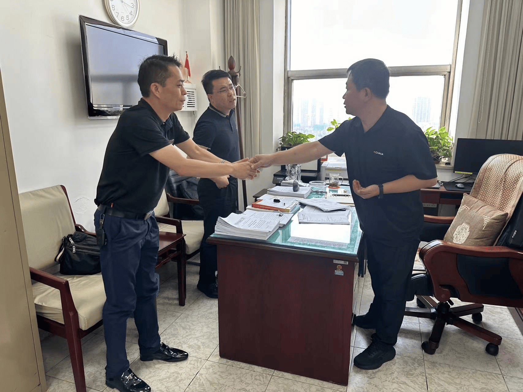 石家庄拜访河北省委宣传部机关党委专职副书记刘润苍_张斌_城乡_王炳