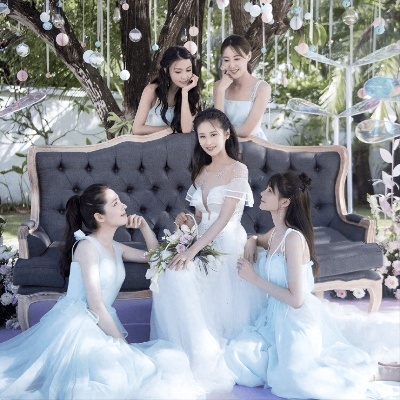 伴娘团,曾被嘲没排面接地气, 如今各个让人高攀不起