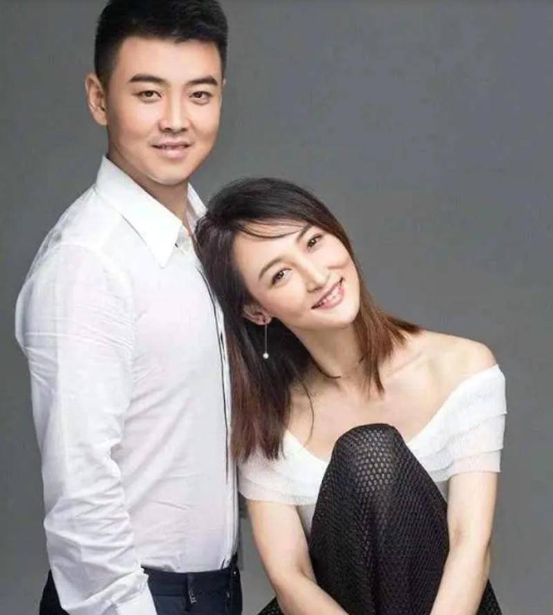 王皓 老婆图片