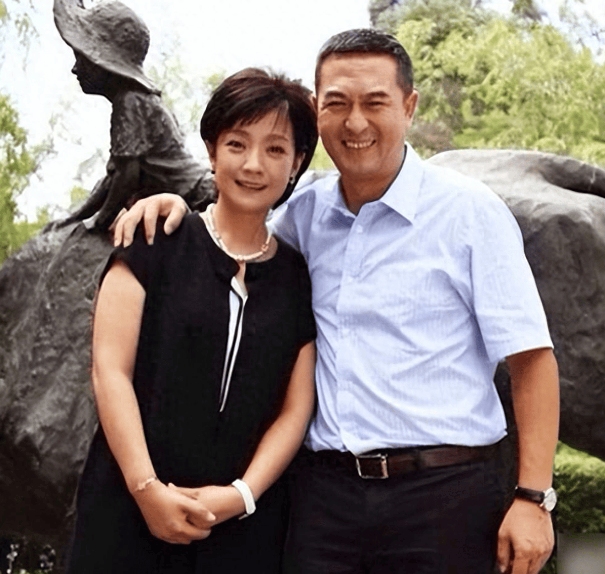 突发！曝张嘉译王海燕离婚，知情者曝离婚原因，最后同框画面曝光-张嘉译的老婆王海燕的前夫是谁