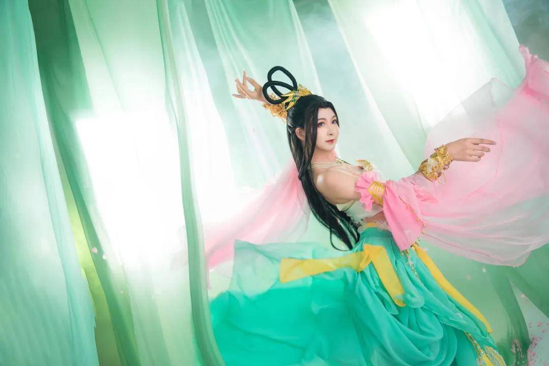 三国杀貂蝉cos,瑶音音如何一夜成为百万粉丝的梦中情人?