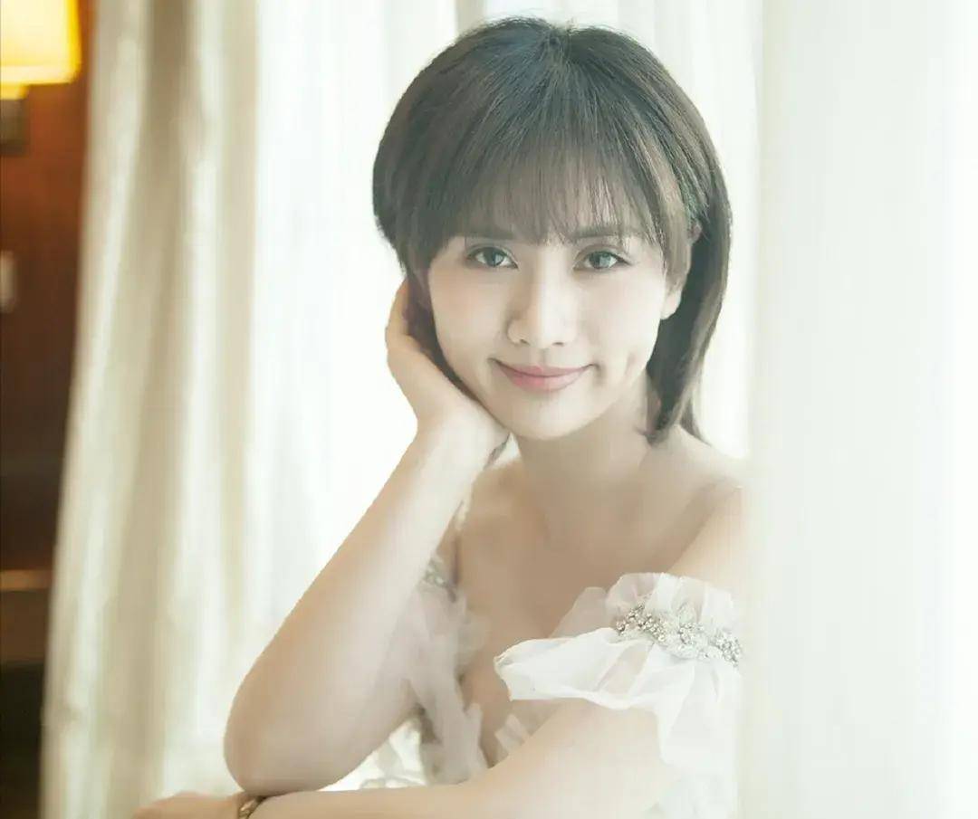 播出七年,《白夜追凶》这个呆萌的女演员,如今怎么样了?