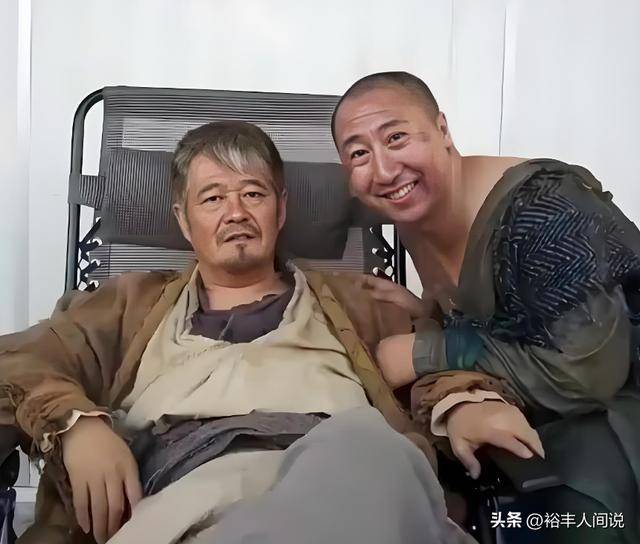 太有面!赵本山徒孙张尧大婚,本山传媒艺人齐聚,爸爸已去世8年_张小光_父亲_马大帅