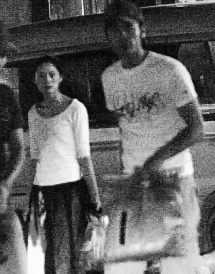 被赵丽颖"倒追",却转身娶了小十岁美女演员,四3岁的他凭什么?