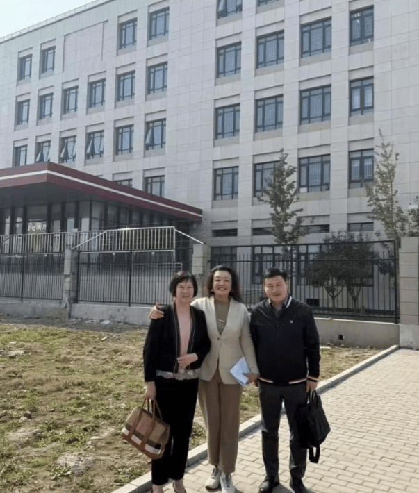 大S北京起诉汪小菲败诉了?汪小菲律师突然发声,张兰7字留言疑证明_官司_口碑_陈律师